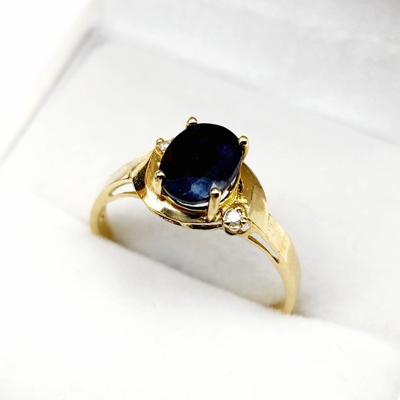 10K Yellow Gold Natural Blue Sapphire 8x6mm with Diamonds Ring - Picture 3 of 8